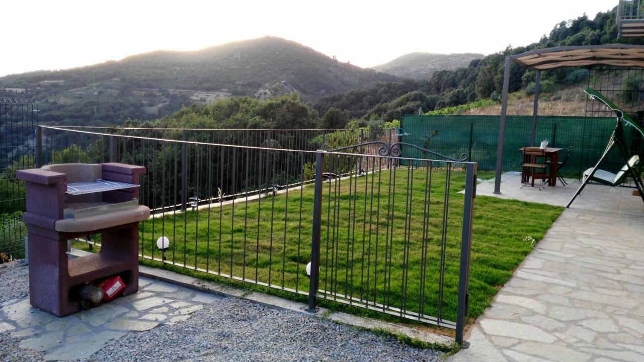 La Peonia Casa Vacanze In Montagna Prato Verde Panorama Stupendo Sardegna Seulo Bagian luar foto